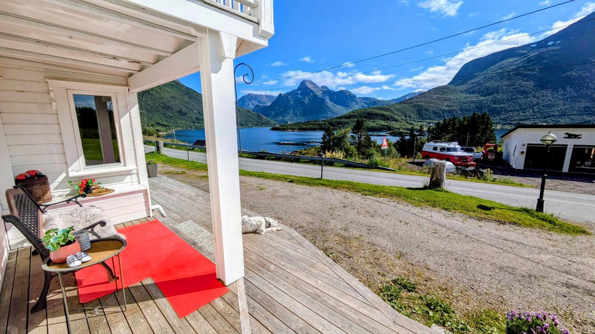 Exclusive And Cosy! Sea And Mountian View - Superfast Wifi, Washer And More Included Сортланн Екстер'єр фото