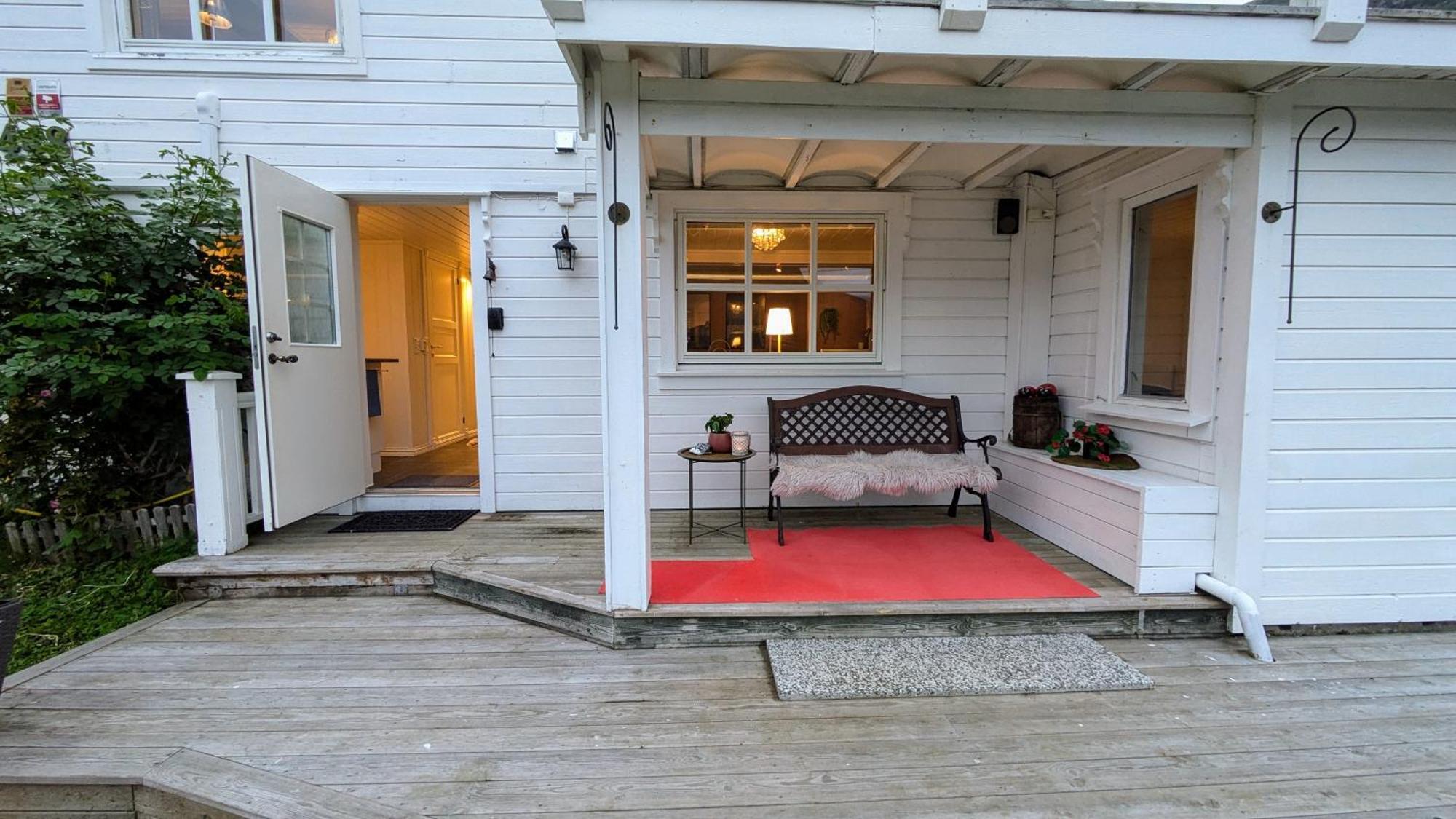 Exclusive And Cosy! Sea And Mountian View - Superfast Wifi, Washer And More Included Сортланн Екстер'єр фото