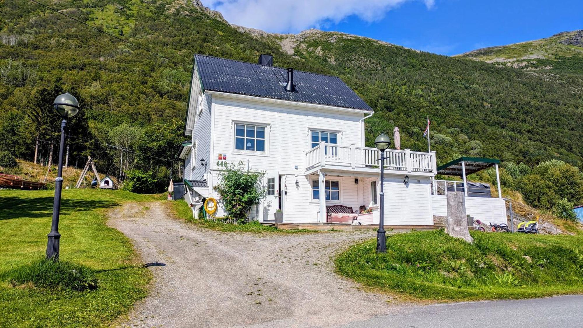 Exclusive And Cosy! Sea And Mountian View - Superfast Wifi, Washer And More Included Сортланн Екстер'єр фото